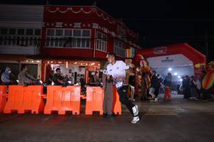 BIB: 
                            <button type="button" onclick="openModal(26221435)" class="btn btn-primary btn-sm float-right btn-popup" data-toggle="modal" data-target=".modal-high-quality">
                        <i class="fas fa-shopping-cart"></i> Add to Cart
                    </button>
                                            <button type="button" onclick="isThisMe(26221435, true)" class="btn btn-success btn-sm float-right btn-popup btn-isme hidden" data-toggle="tooltip" data-placement="bottom" title="นี่คือรูปของคุณใช่ไหม คลิกที่นี่เพื่อเอาเข้าอัลบั้ม">
                        <i class="fas fa-plus"></i> Add to album
                    </button>
                    <button type="button" onclick="isThisMe(26221435, false)" class="btn btn-warning btn-sm float-right btn-popup btn-isnotme hidden">
                        <i class="fas fa-ban"></i> Remove from album
                    </button>